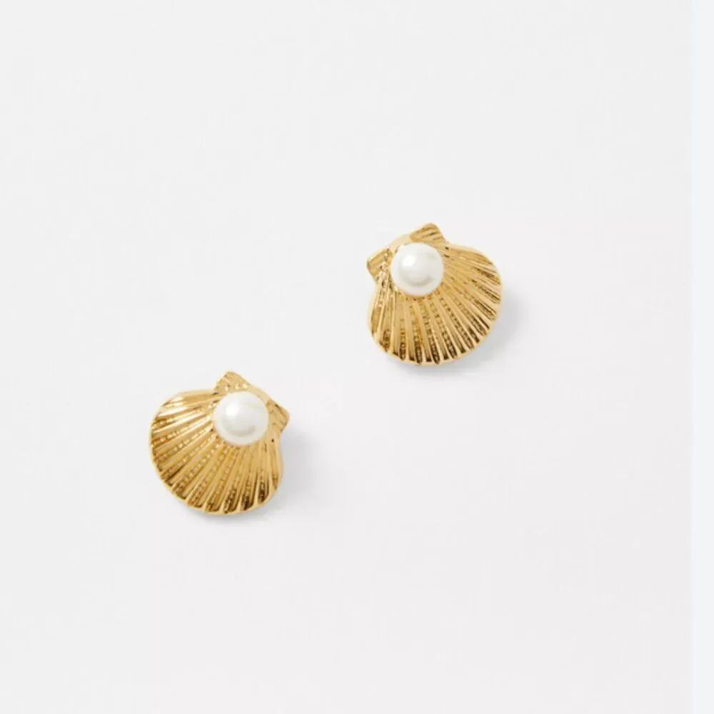 Ann Taylor Pearlized Metal Shell Stud Earrings